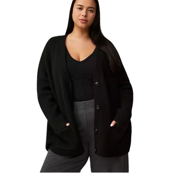 torrid Sweaters - NWOT TORRID Oversized Boyfriend Cardigan Black Size 1/2